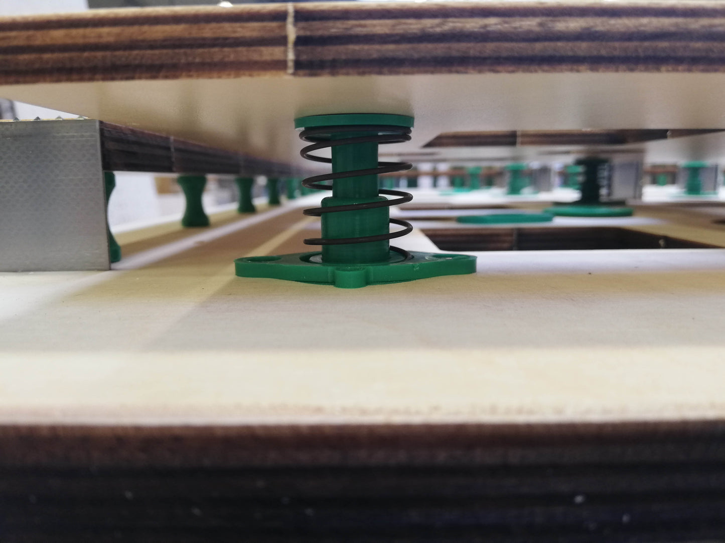 Spring Presser Telespring